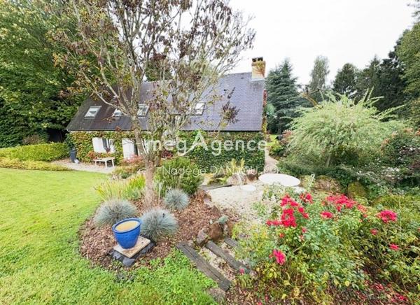 Maison à SOULEUVRE EN BOCAGE, 14350 - 8 pièces 200m²