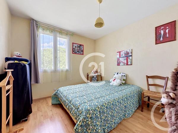 Maison à vendre  5 pièces - 107,50 m 2   COGNAC  - 16
