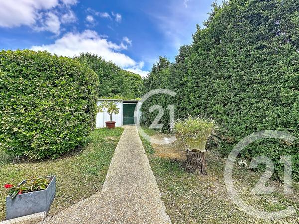 Maison à vendre  5 pièces - 107,50 m 2   COGNAC  - 16
