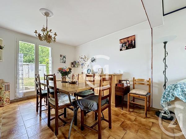 Maison à vendre  5 pièces - 107,50 m 2   COGNAC  - 16