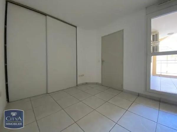Appartement à louer 3 pièces 54.11m² Sainte-Marie (97438)