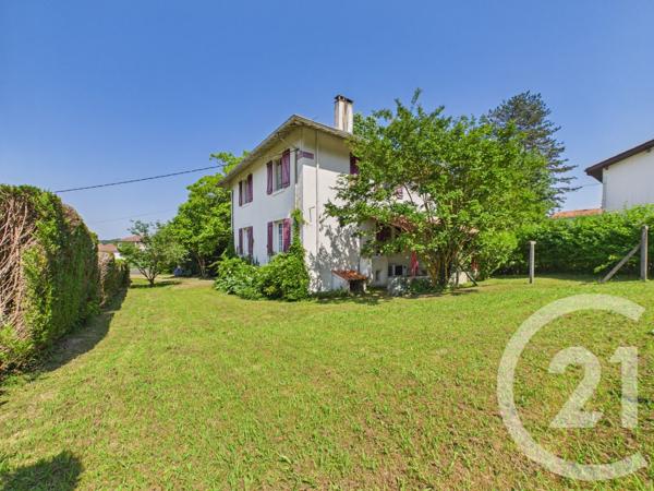 Maison à vendre  5 pièces - 135,80 m 2   USTARITZ  - 64