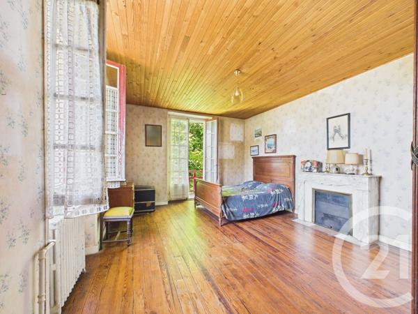 Maison à vendre  5 pièces - 135,80 m 2   USTARITZ  - 64