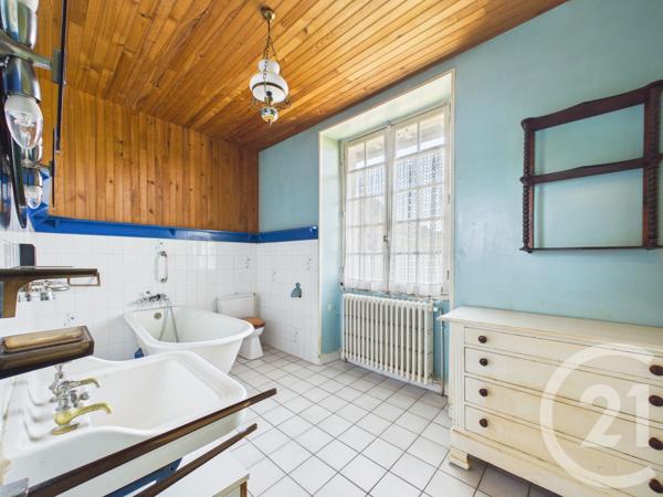 Maison à vendre  5 pièces - 135,80 m 2   USTARITZ  - 64