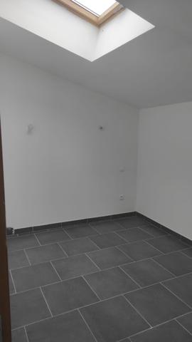 Beaumes-de-Venise (84190) Pour investisseur, maison de village comprenant deux chambres