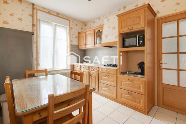 En exclusivité - Maison avec jardin et belle dépendance à Frouard