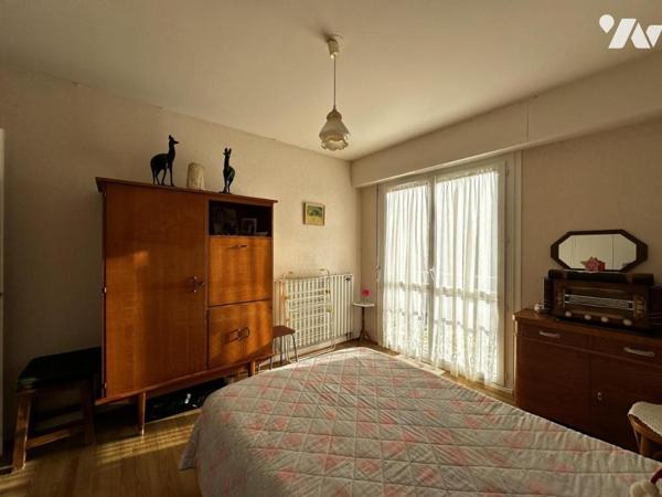 AGREABLE APPARTEMENT DE 91 m² DANS RESIDENCE PROCHE GARE ET COMMERCES