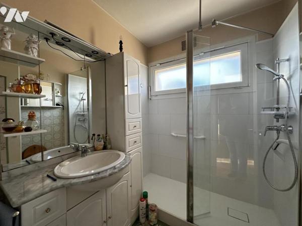 AGREABLE APPARTEMENT DE 91 m² DANS RESIDENCE PROCHE GARE ET COMMERCES