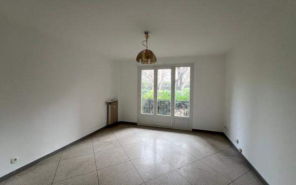 Appartement à vendre    4 pièces • 67,33 m2 Marseille 13