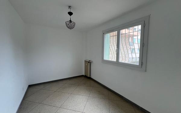 Appartement à vendre    4 pièces • 67,33 m2 Marseille 13