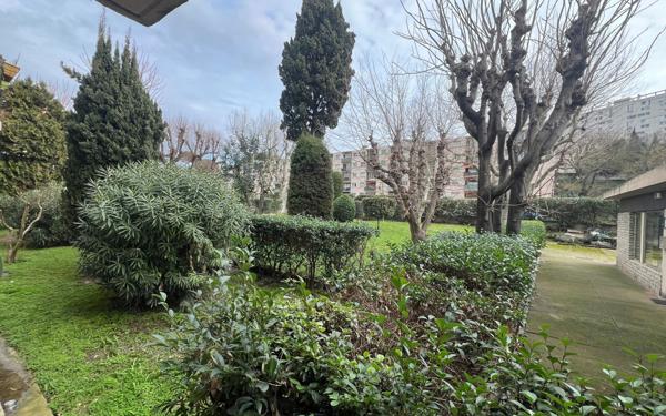 Appartement à vendre    4 pièces • 67,33 m2 Marseille 13
