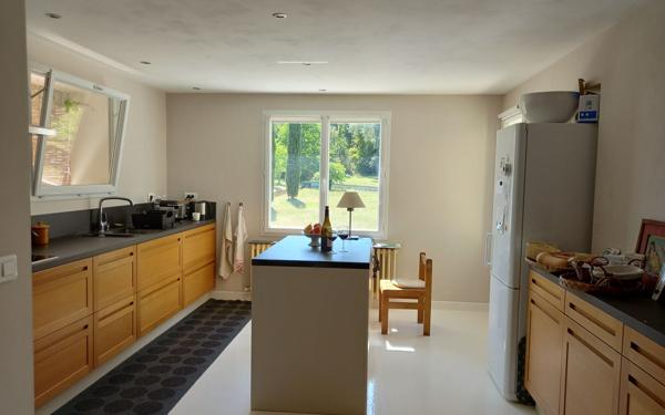 Maison à vendre    8 pièces • 206 m2 Malaucène