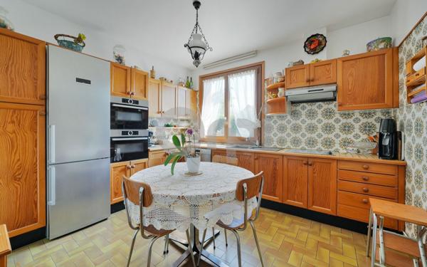 Maison à vendre    5 pièces • 120 m2 Sainte-Geneviève-des-Bois