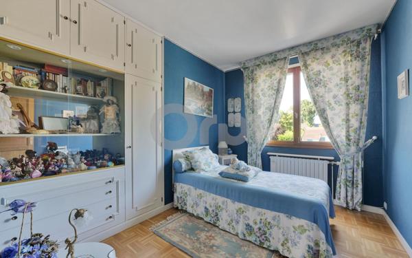 Maison à vendre    5 pièces • 120 m2 Sainte-Geneviève-des-Bois