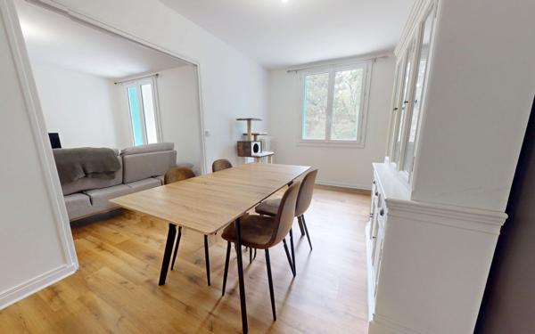 Appartement à vendre    4 pièces • 68,03 m2 La Voulte-sur-Rhône