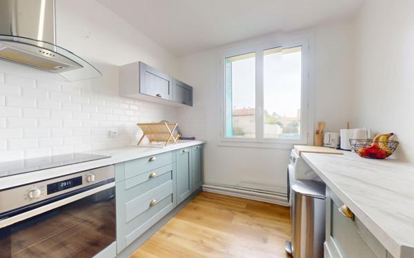 Appartement à vendre    4 pièces • 68,03 m2 La Voulte-sur-Rhône