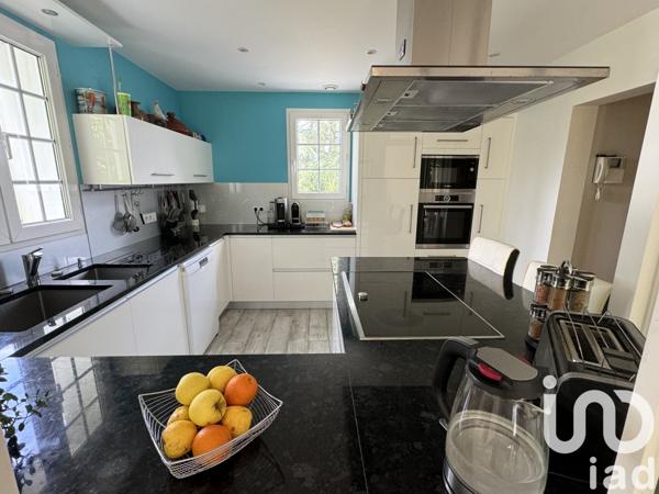 Maison à vendre 8 pièces 263 m² Sainte-Pazanne