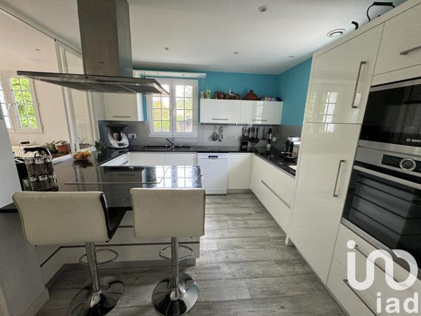 Maison à vendre 8 pièces 263 m² Sainte-Pazanne