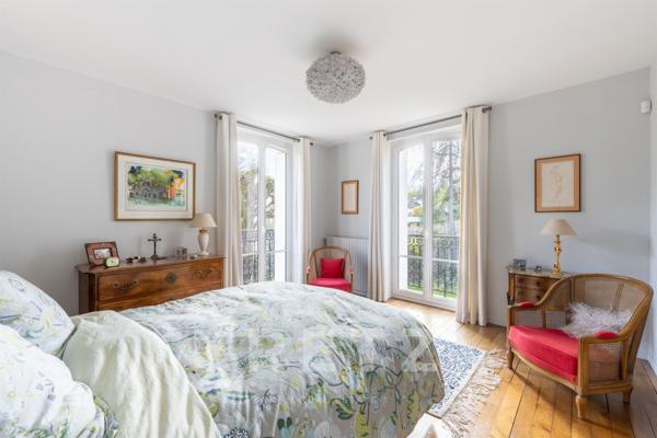 Maison de charme - 5/6 chambres - Potentiel