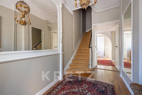 Maison de charme - 5/6 chambres - Potentiel