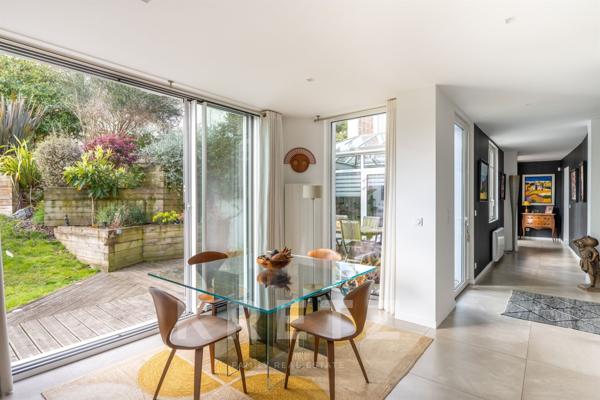 Maison de charme - 5/6 chambres - Potentiel