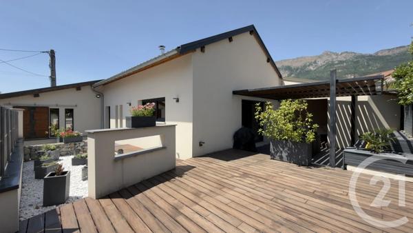Maison à vendre  4 pièces - 118,26 m 2   GAP  - 05