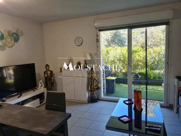 petit appartement très bon état