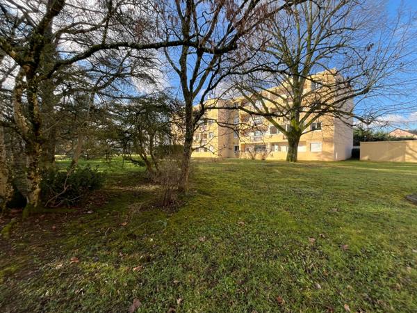 Appartement à vendre 5 pièces MEYZIEU (69)