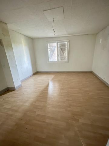 MAISON EN PIERRE + DÉPENDANCE : CHARME ET OPPORTUNITÉ À ECORDAL !