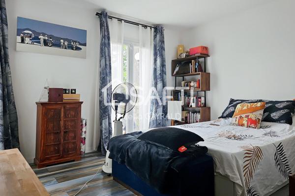 Villa 178 m², Calme, commodités, Piscine naturelle