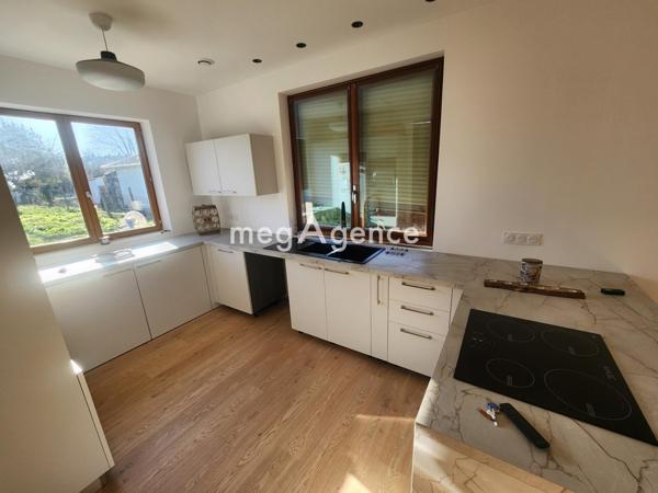 Maison à CARBON-BLANC, 33560 - 5 pièces 110m²