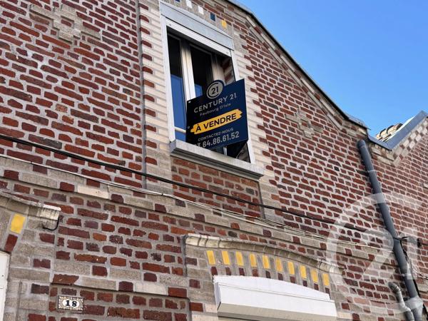 Maison à vendre  4 pièces - 70 m 2   ST QUENTIN  - 02