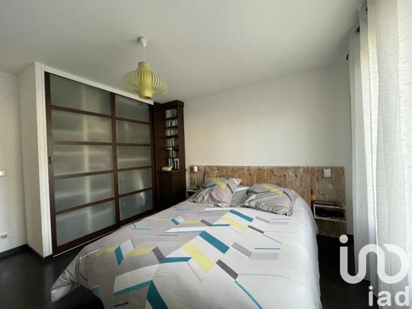 Maison traditionnelle 6 pièces de 164 m² à Viry-Châtillon (91170)