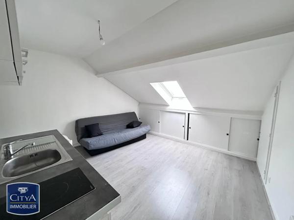 Appartement à louer 1 pièce 14.61m² Tours (37000)