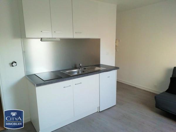 Appartement à louer 1 pièce 14.61m² Tours (37000)