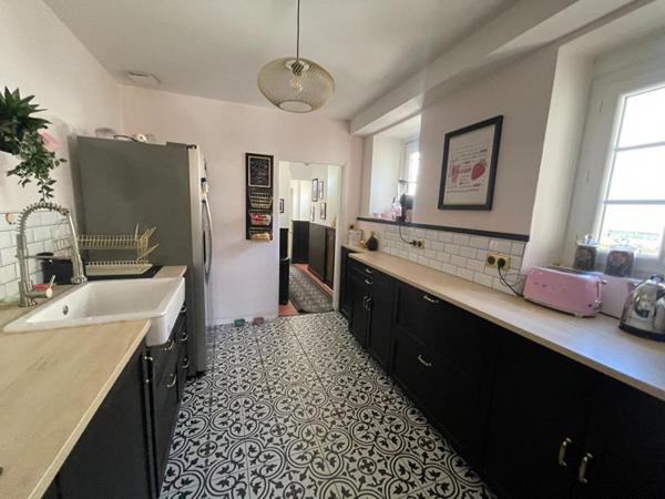 Appartement entièrement rénové en coeur de ville de type 3 avec chambre duplex 88.74 m2