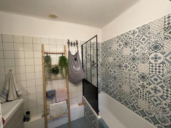 Appartement entièrement rénové en coeur de ville de type 3 avec chambre duplex 88.74 m2