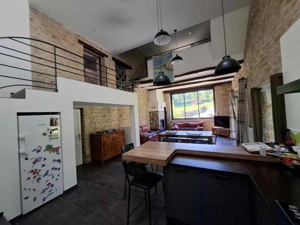 Maison 200 m2en pierres du  Revermont