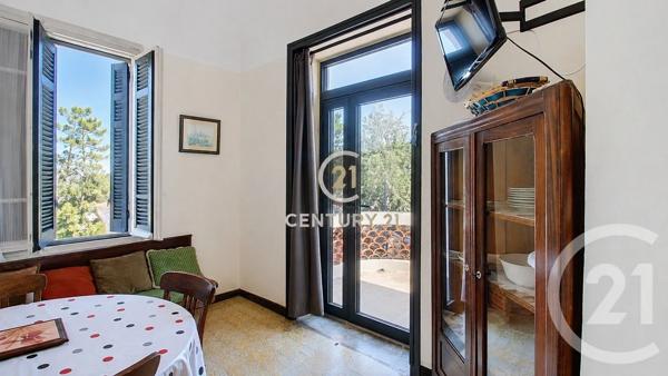 Appartement F4 à vendre  7 pièces - 85 m 2   LEUCATE  - 11
