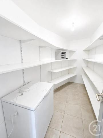 Maison à vendre  5 pièces - 172,68 m 2   ONET LE CHATEAU  - 12