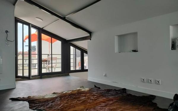 Maison à vendre    6 pièces • 160 m2 Maisons-Alfort