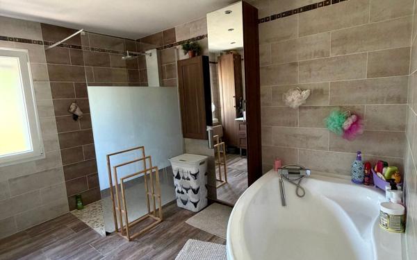 Maison à vendre    5 pièces •  Tergnier