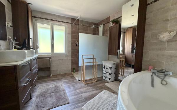 Maison à vendre    5 pièces •  Tergnier
