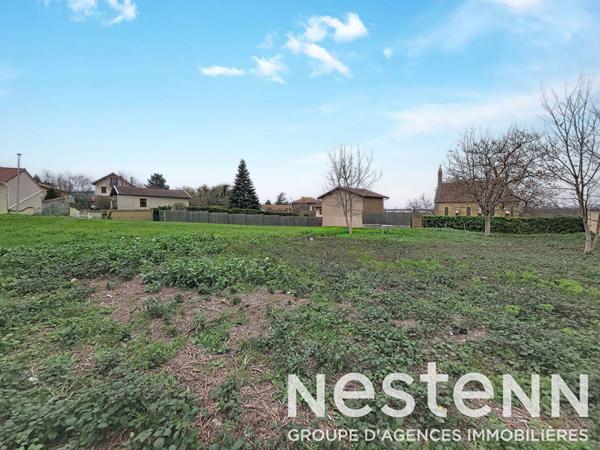 SAINT LAURENT DE MURE - Terrain à bâtir de 1 257 m² libre constructeur