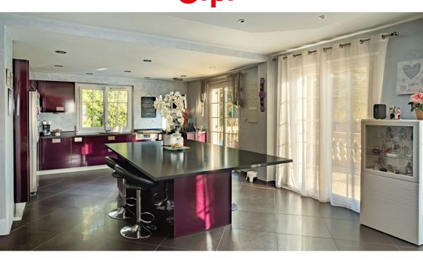 Maison à vendre    8 pièces • 367 m2 Lully