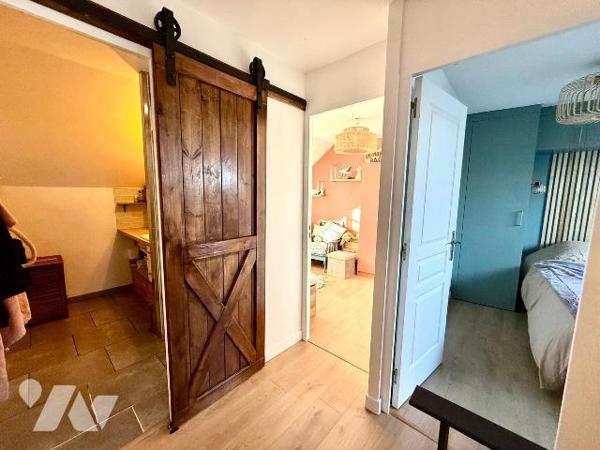 Maison en pierre / SAINT-MELOIR-DES-ONDES

Située dans le hameau des Portes Rouges, vous sere...