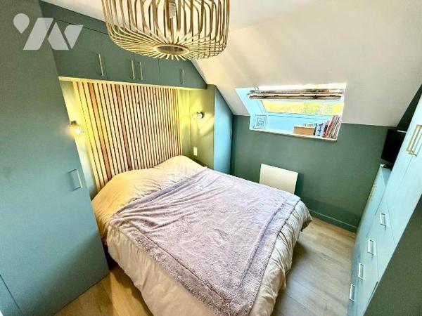 Maison en pierre / SAINT-MELOIR-DES-ONDES

Située dans le hameau des Portes Rouges, vous sere...