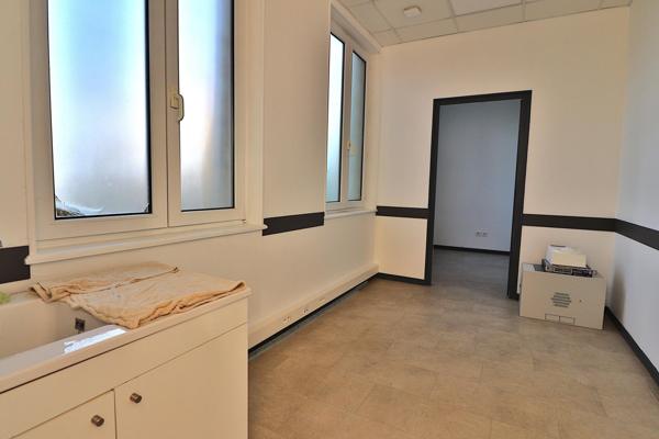 Local commercial de 155 m²
