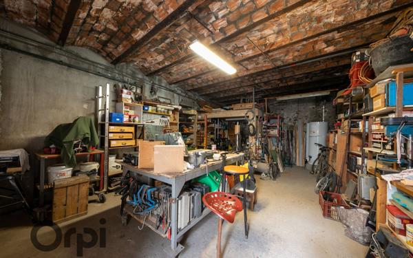 Maison à vendre    5 pièces •  Latour-de-France