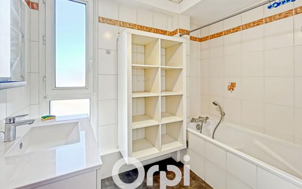 Appartement à vendre    3 pièces • 72 m2 La Roche-sur-Yon